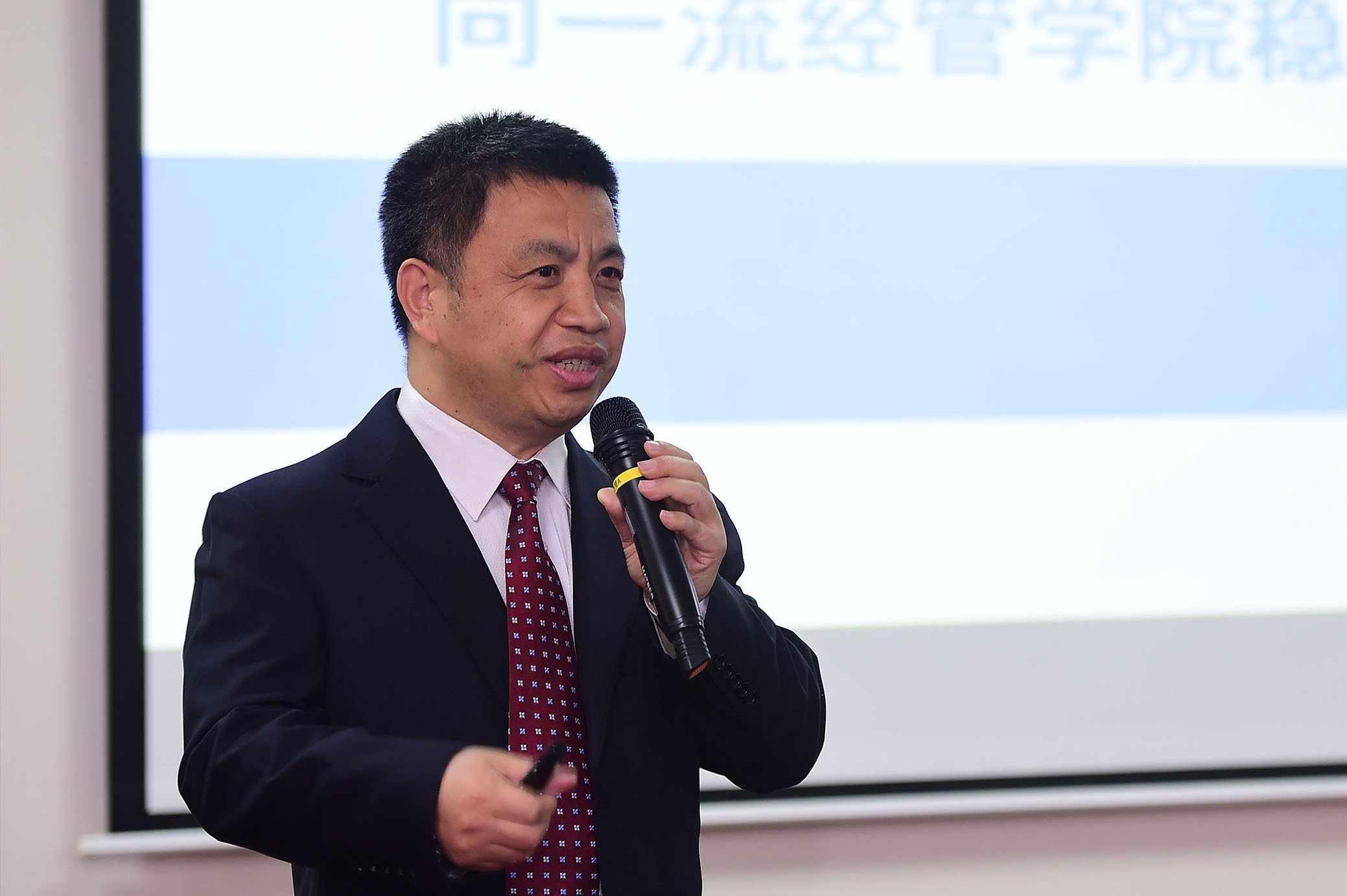 百家乐老虎机